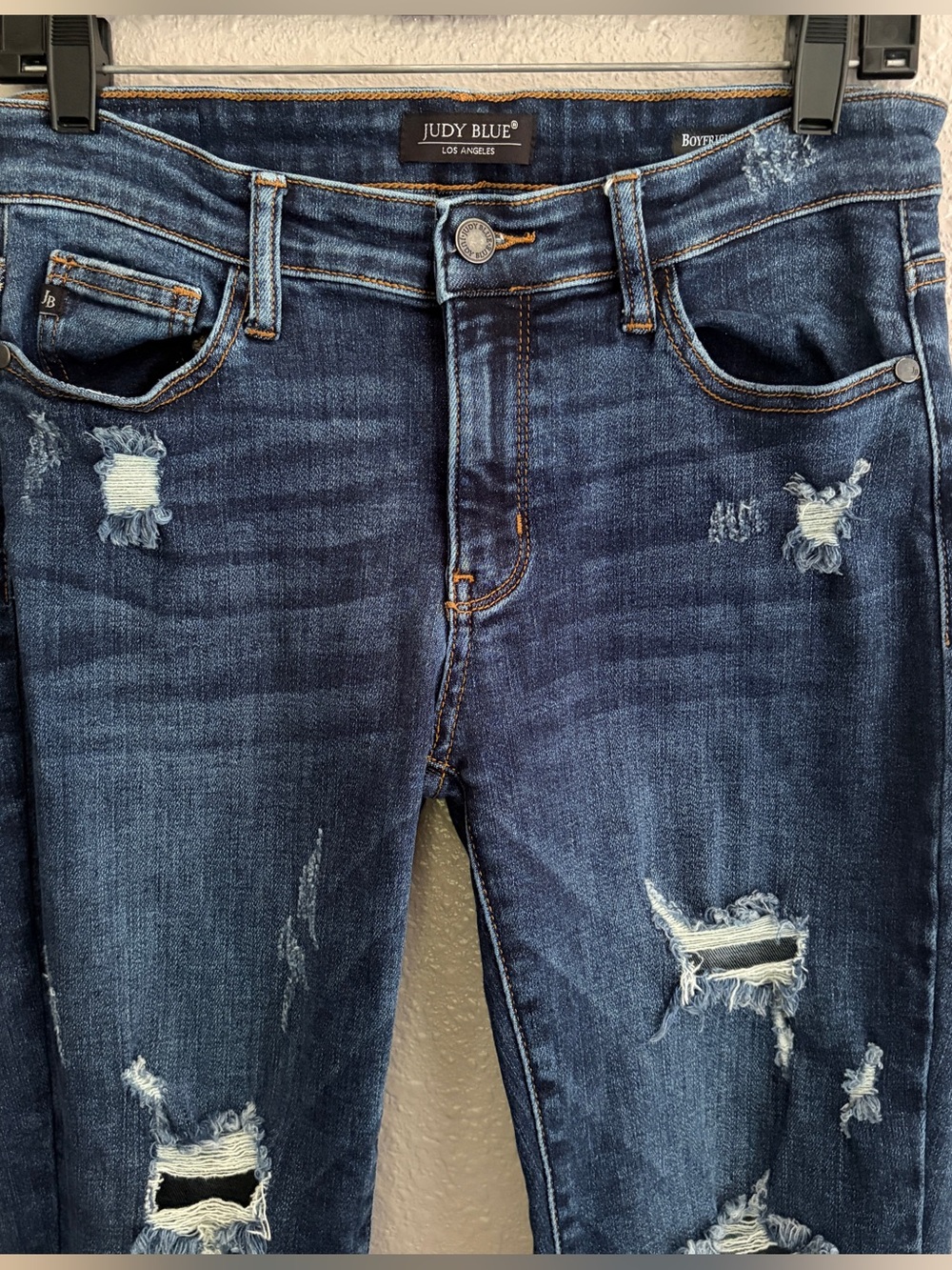 Judy Blue Boyfriend Fit Destructed Raw Hem Jeans 7/28 - Picture 3 of 12